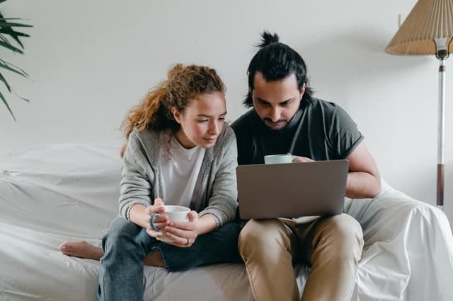 Georgia Laws on Sexting Involving Minors Georgia Laws on Sexting Involving Minors